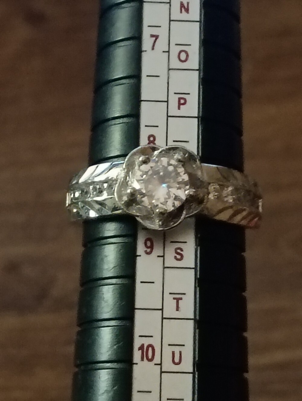 Ring 8.5 - Picture 3 of 5
